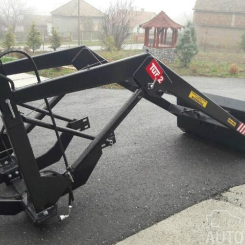 UTOVARIVAC PREDNJI ZA STAJNJAK MARKE Agro-Tur 2.1