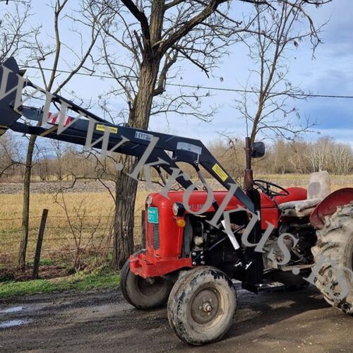 UTOVARIVAC STAJNJAKA  PREDNJI -TUR-2 500kg 2-sekcije marke Wol-met sa prikljuccima(TUR-2 C-360 T)